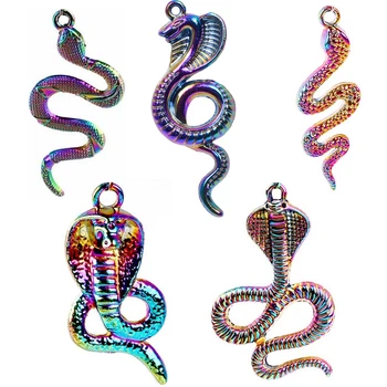 Charme serpente Cobra arco-íris Pingente 5pcs Mistura de Animais de Encantos Para Fazer Jóias de Abastecimento de DIY Colar Brinco Punk Acessórios