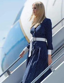 novo Ivanka Trump Bolinhas longo vestido elegante Vire para baixo de Gola manga longa plissada vestidos